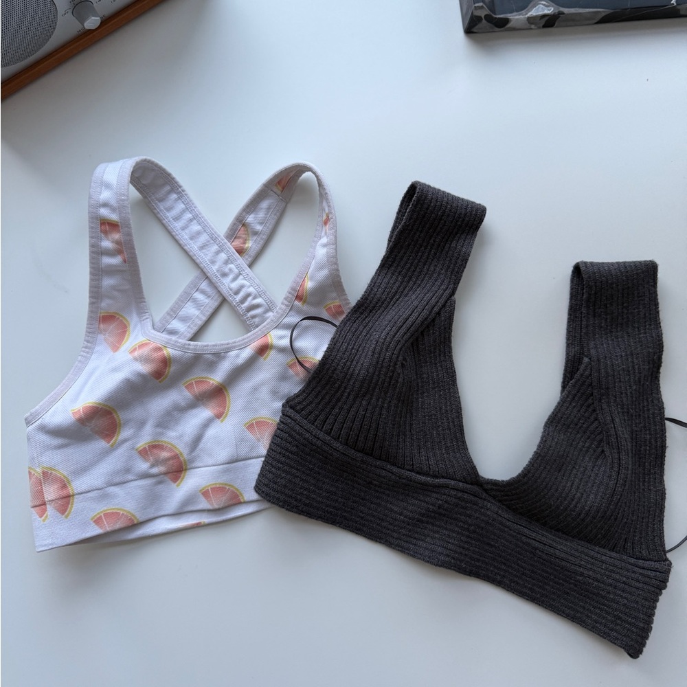 Bundle of 2 tops
